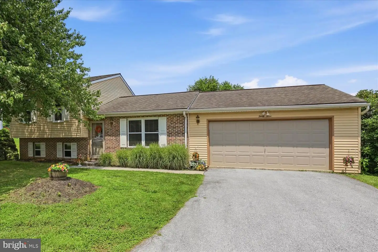 33 Hoover Road, Lancaster, PA, 17603