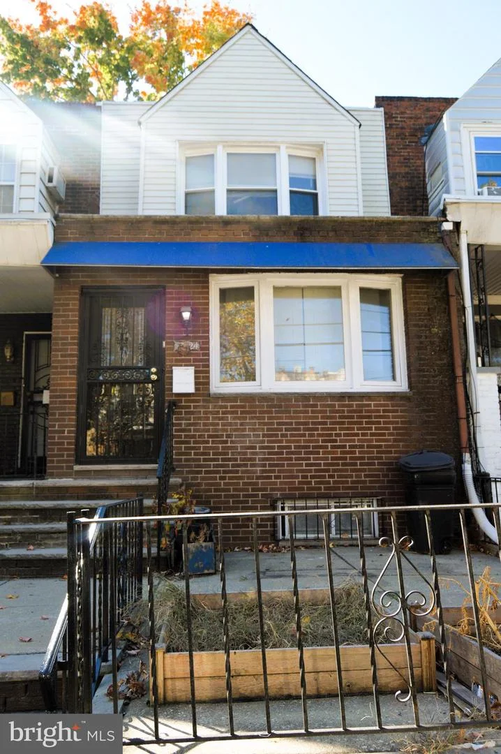 2524 S 61st Street