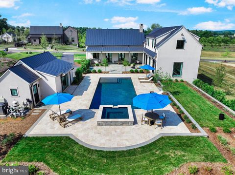 601 Martingale Ridge Dr Middleburg VA 20117