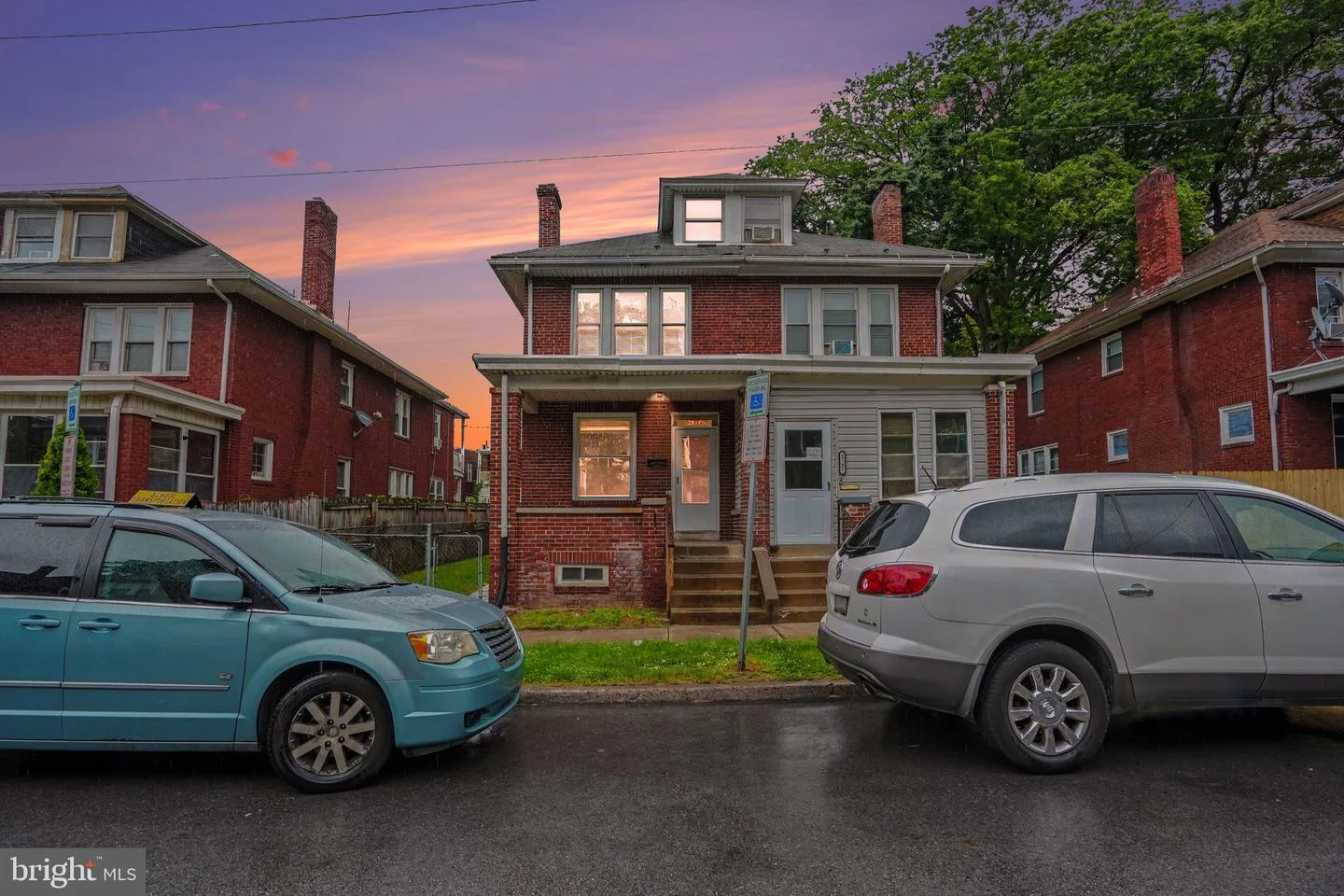 2717 Reel Street