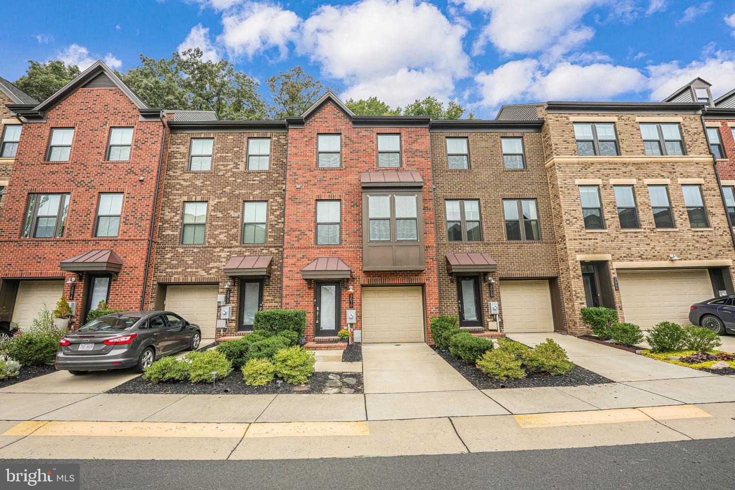 View Fairfax, VA 22031 townhome