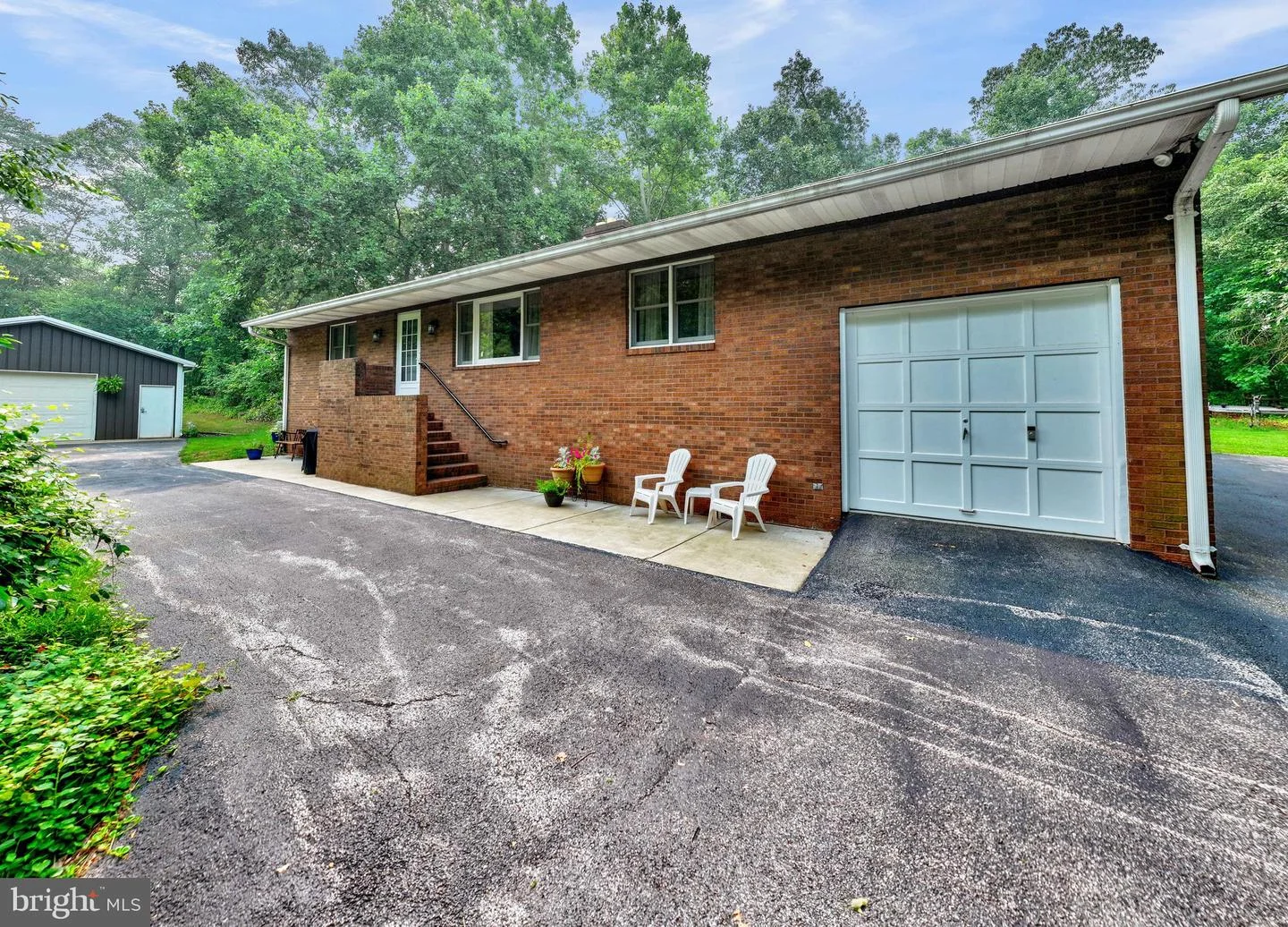 7143 Race Road
