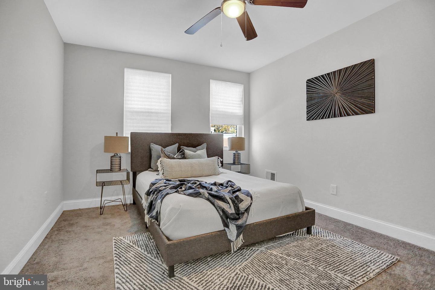 Photo 18 of 34 of 779 N Grantley St townhome