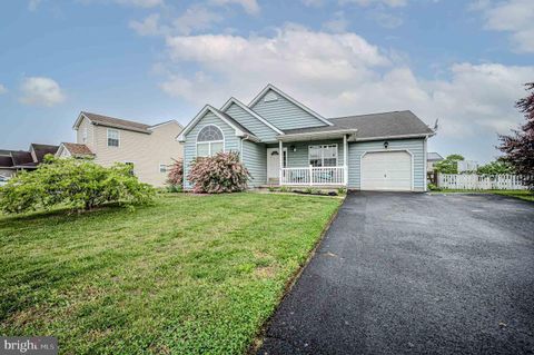 Single Family Residence in Smyrna DE 78 Liborio LANE 2.jpg