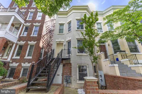 Townhouse in Washington DC 621 5th STREET.jpg