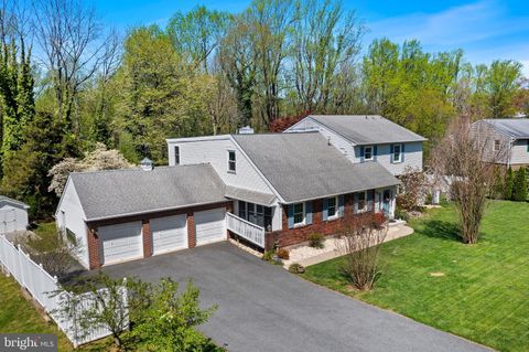 Single Family Residence in Hockessin DE 545 Holly Knoll ROAD 8.jpg