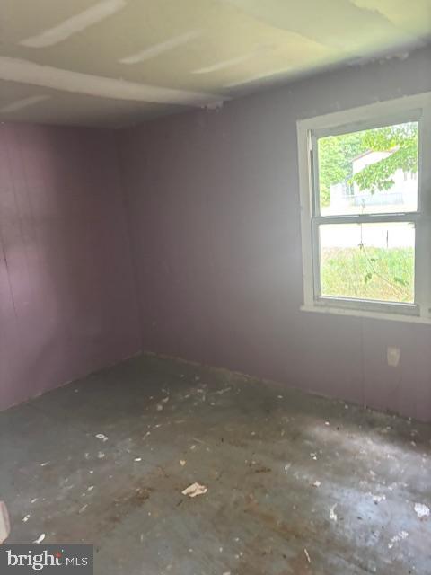 Photo 3 of 7 of 7778 Raymond Dr mobile home