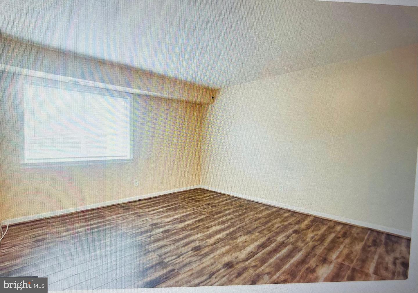 Photo 8 of 13 of 7981 Audubon Ave #301 condo