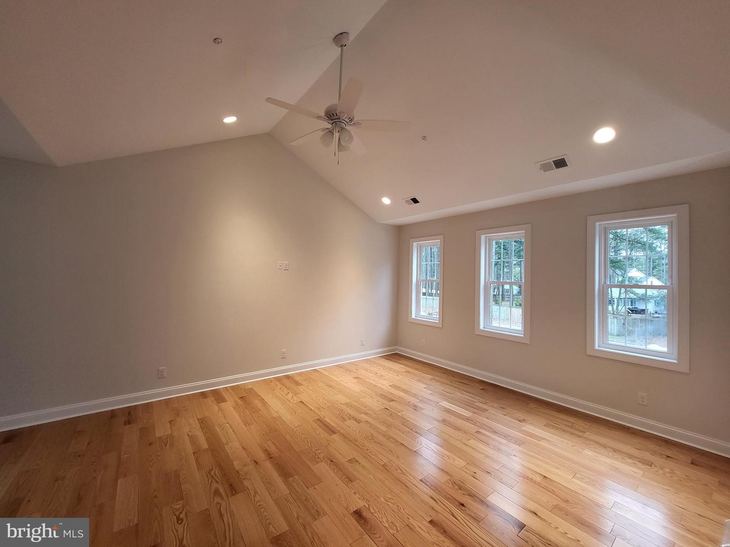 Photo 3 of 15 of 312 Cecil Dr house