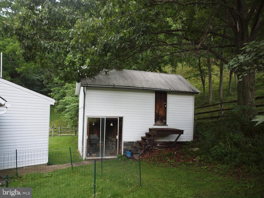 121 Never Ending Lane Ln, Circleville, West Virginia image 19