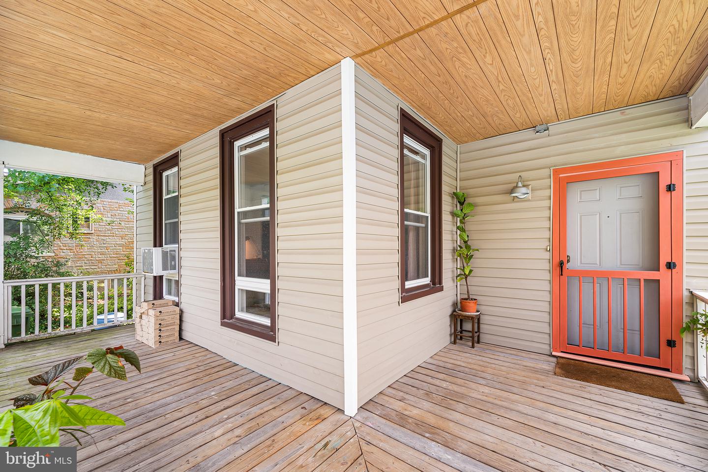 Photo 9 of 42 of 3129 Chesley Ave house