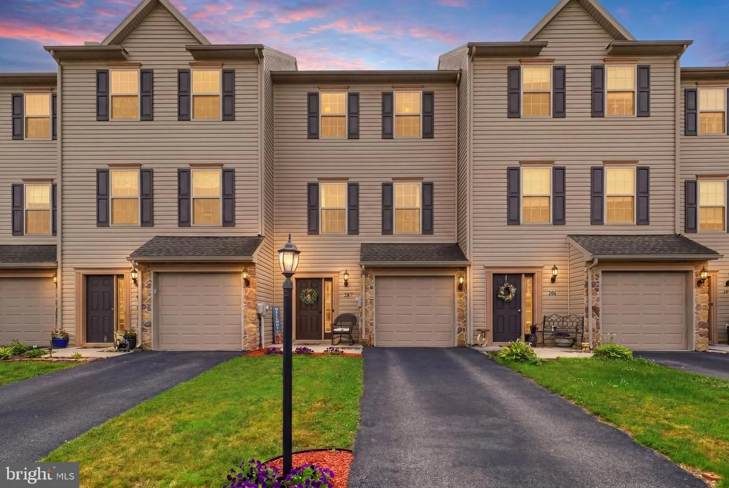 207 Katelyn Drive, New Oxford, PA, 17350