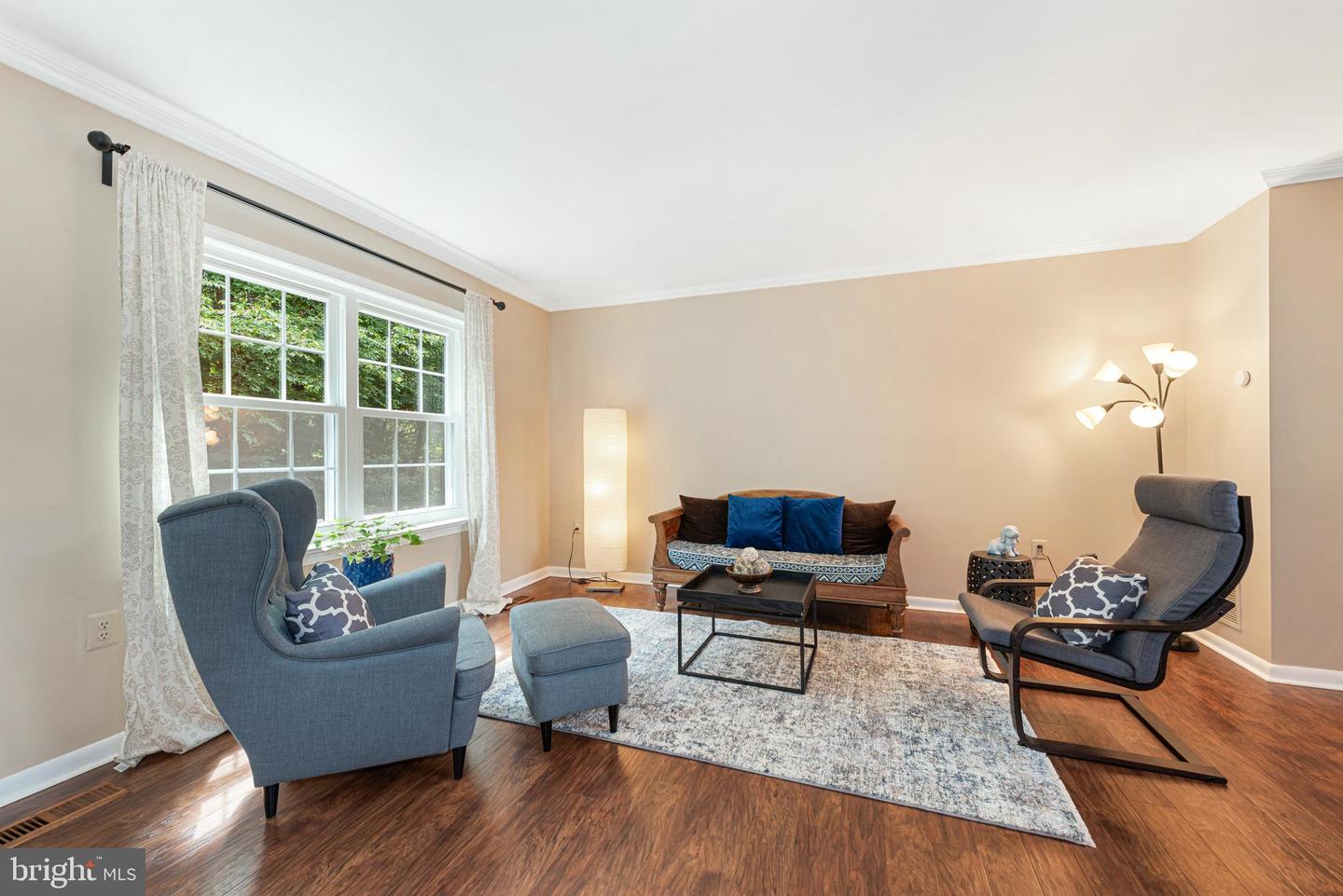 Photo 4 of 37 of 2225 Gunsmith Sq townhome