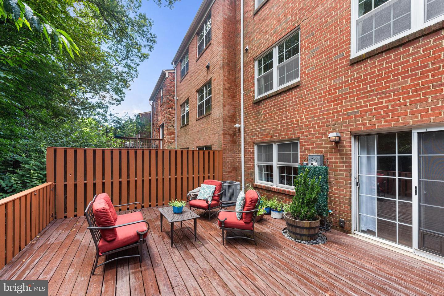 Photo 34 of 37 of 2225 Gunsmith Sq townhome