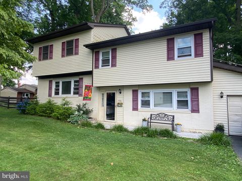 Single Family Residence in Claymont DE 176 Honeywell DRIVE.jpg