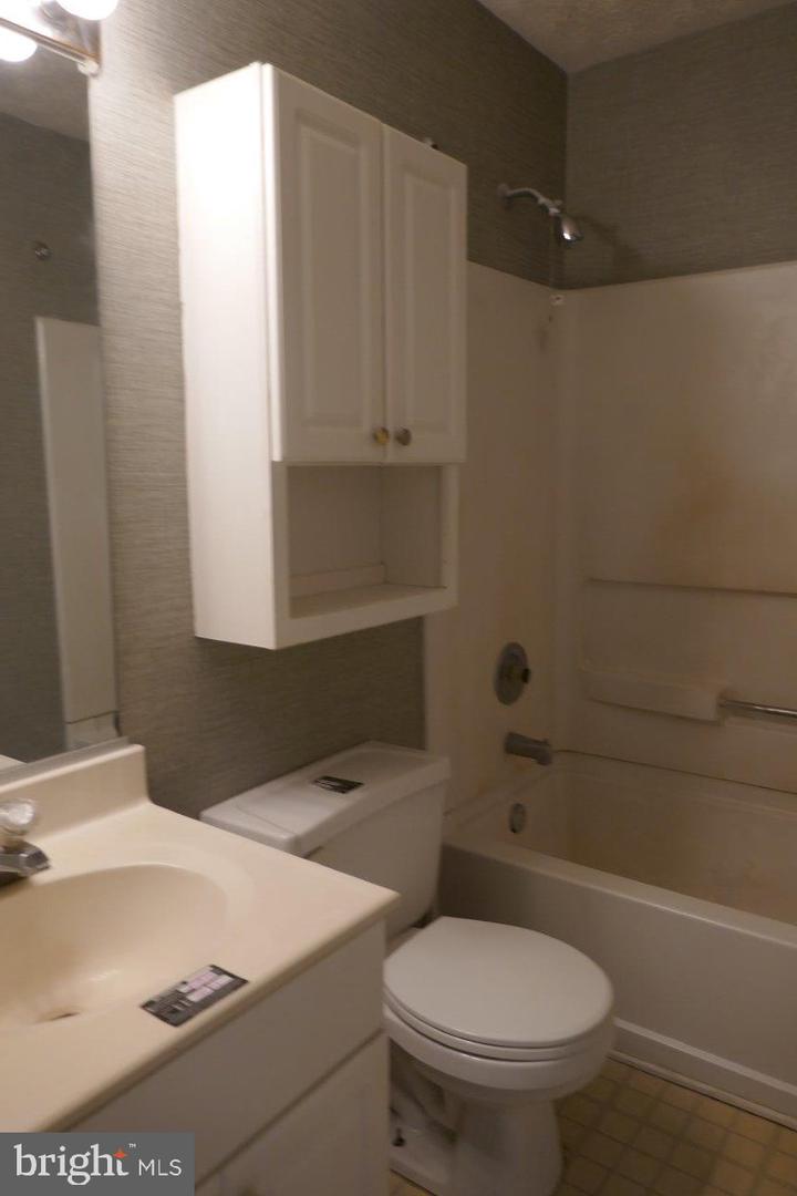 Photo 12 of 24 of 17 Rachel Ct townhome