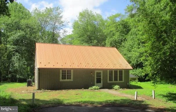 30 Spring Lane