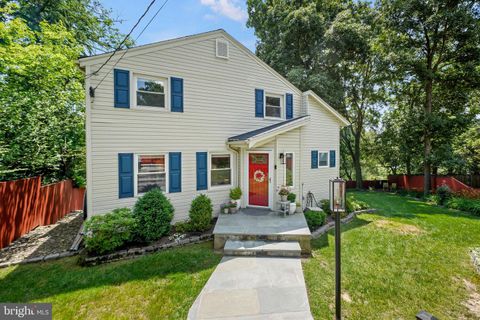 Single Family Residence in Arlington VA 1117 Emerson STREET.jpg