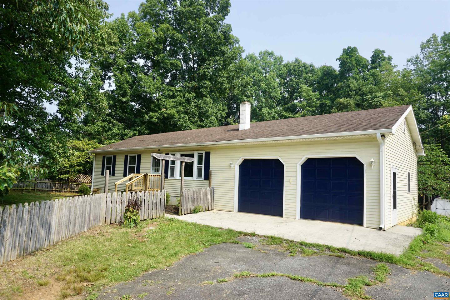 112 Pines Ln Ln, Shipman, VA, 22971