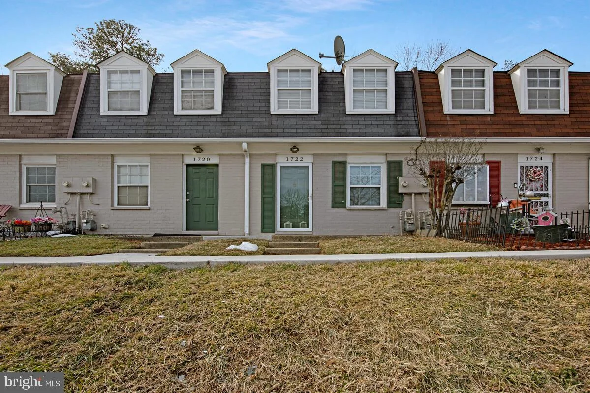1722 Village Green Drive Unit A-12