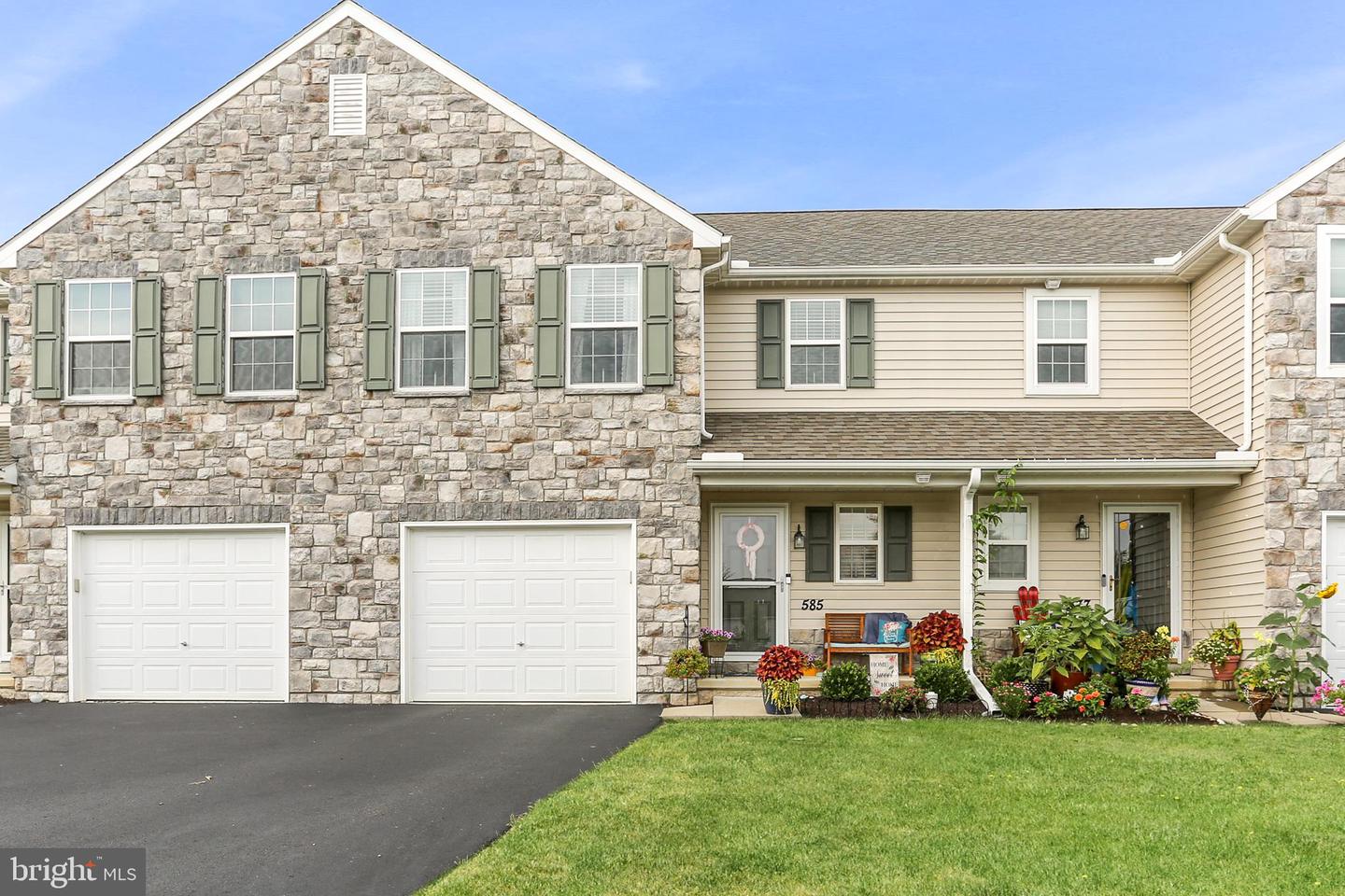 View PALMYRA, PA 17078 townhome