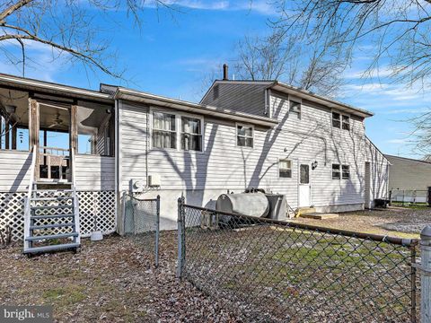 Single Family Residence in Newark DE 26 Shady DRIVE 23.jpg