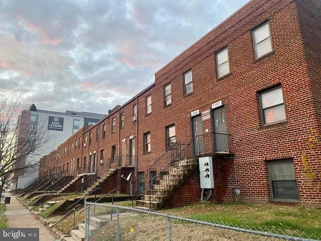 1746 Benning Road NE