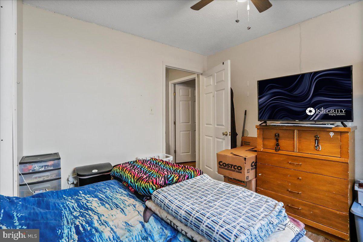 Photo 6 of 24 of 1284-B2 Ox Rd condo