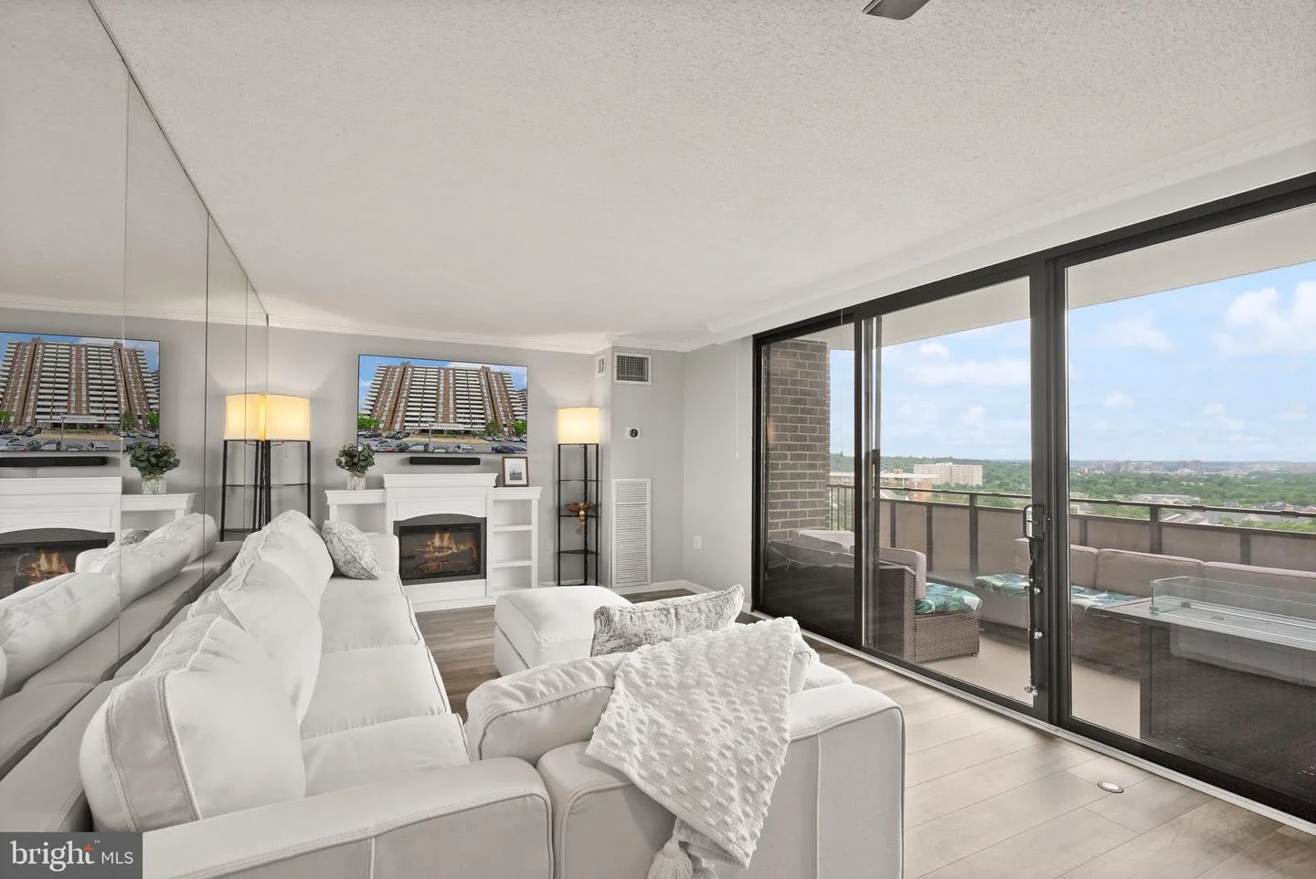 250 S Reynolds Street Unit 801