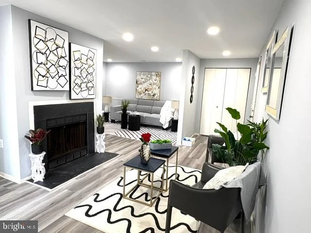 18032 Chalet Drive Unit 26-201