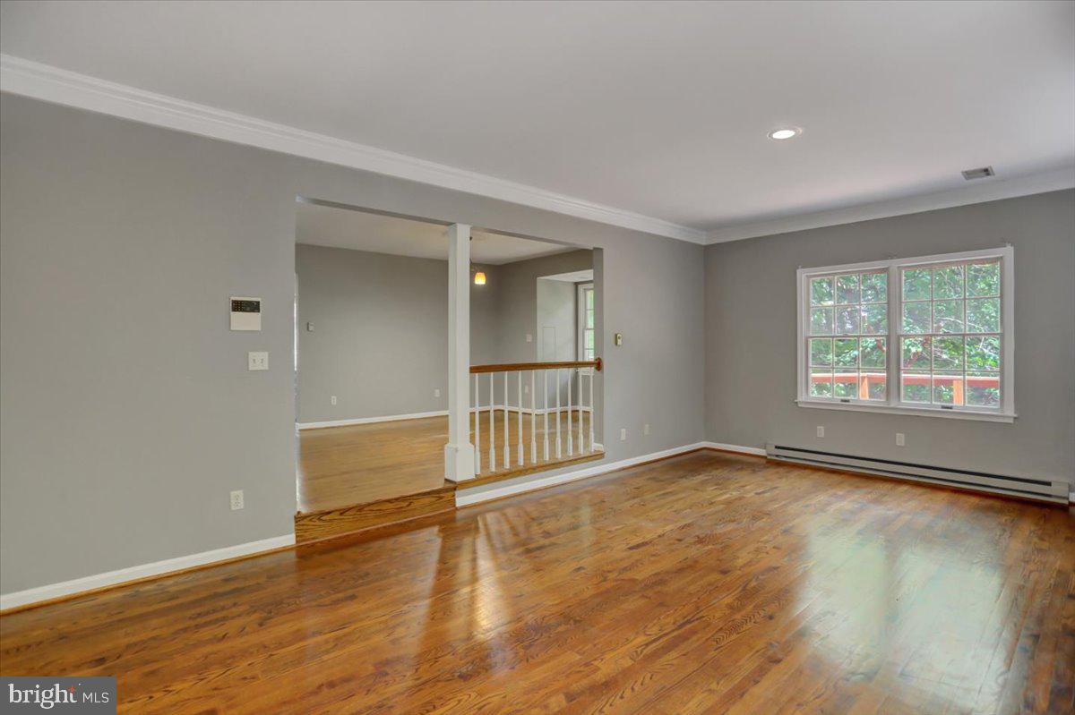 Photo 16 of 41 of 327 Valley View Dr #15 townhome