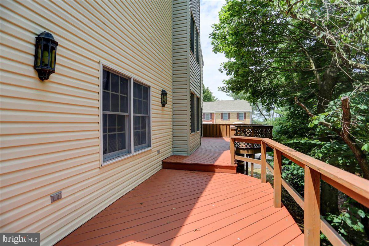 Photo 20 of 41 of 327 Valley View Dr #15 townhome