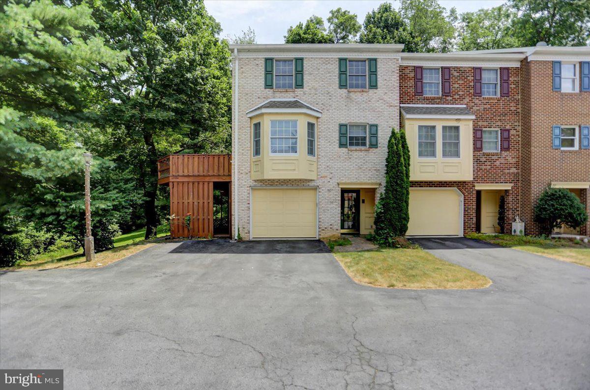 View Waynesboro, PA 17268 townhome