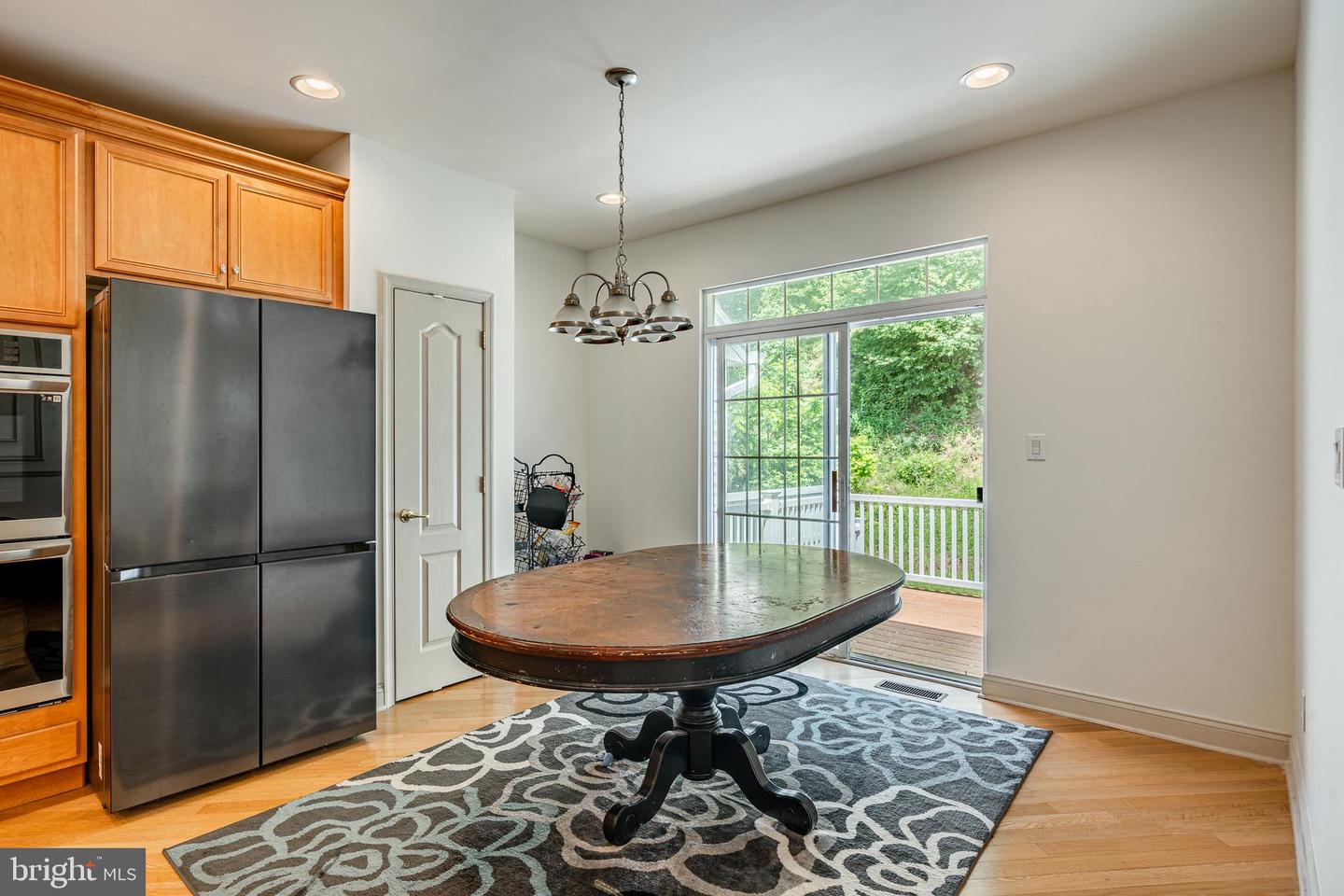 Photo 11 of 43 of 2919 Cottonwood Ln townhome
