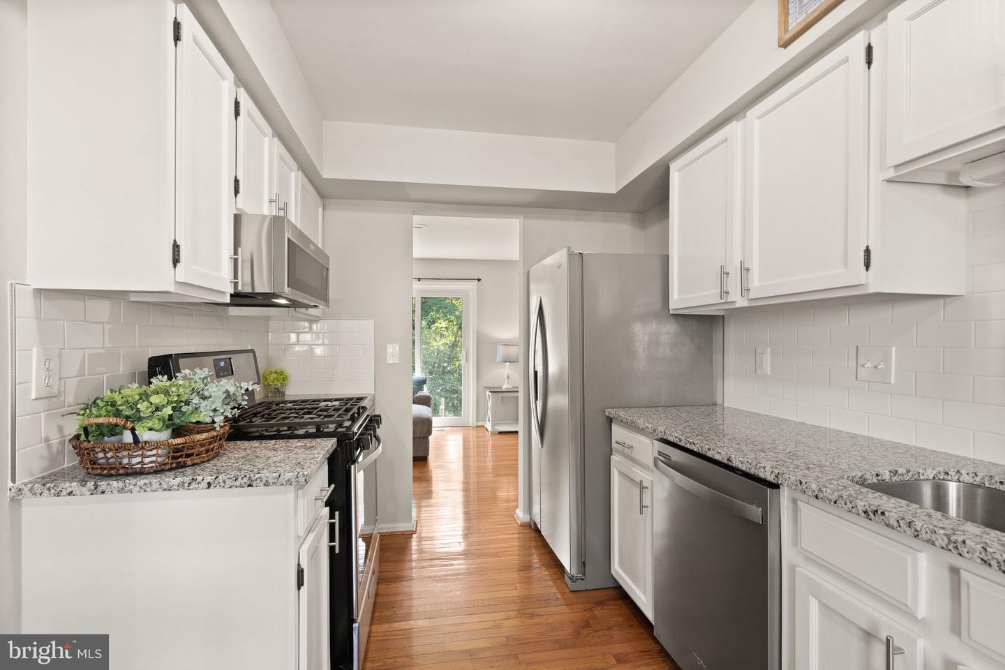 Photo 9 of 47 of 3248 Tayloe Ct townhome