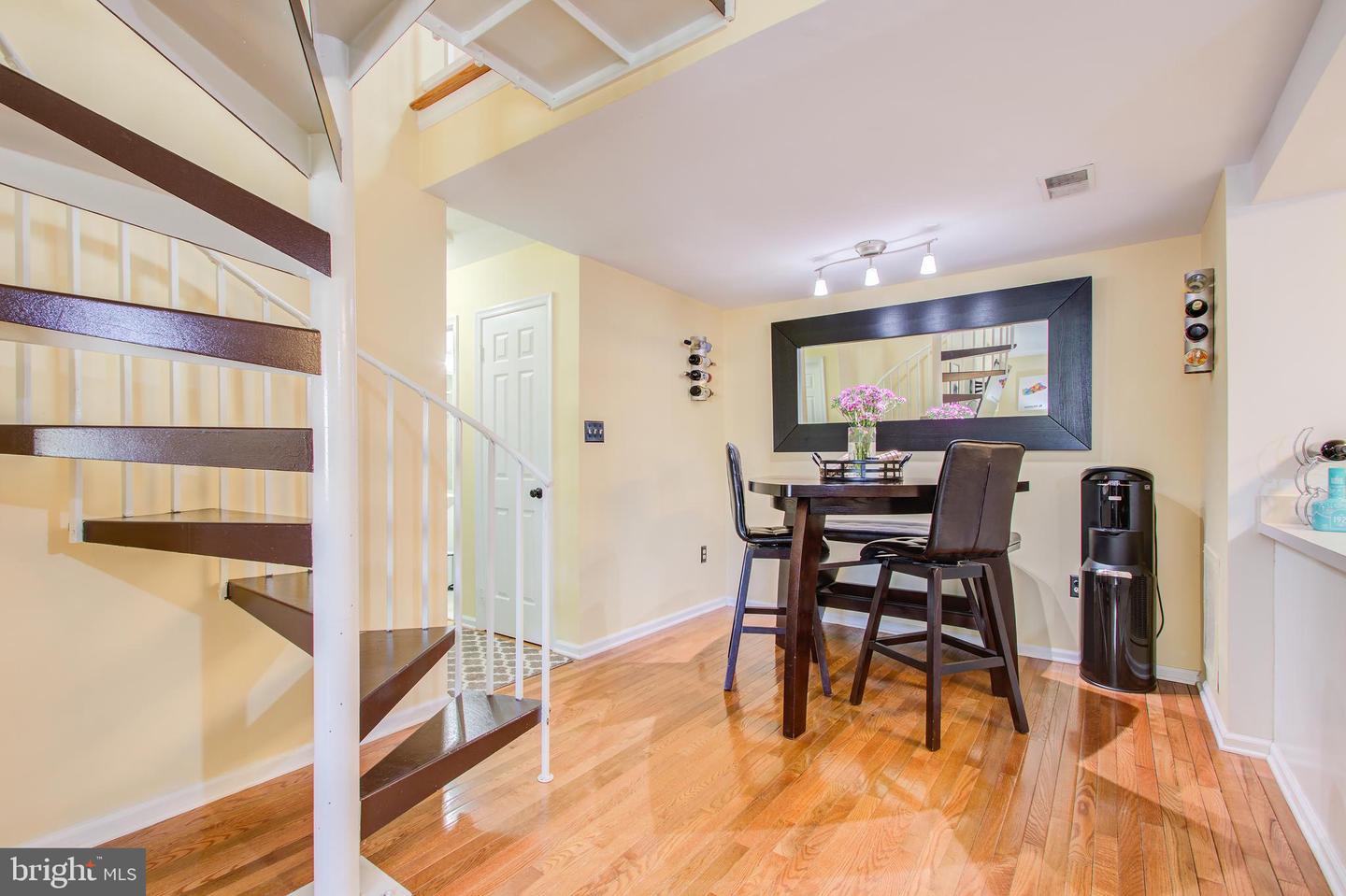 Photo 8 of 30 of 13056 SHADYSIDE LN #A condo