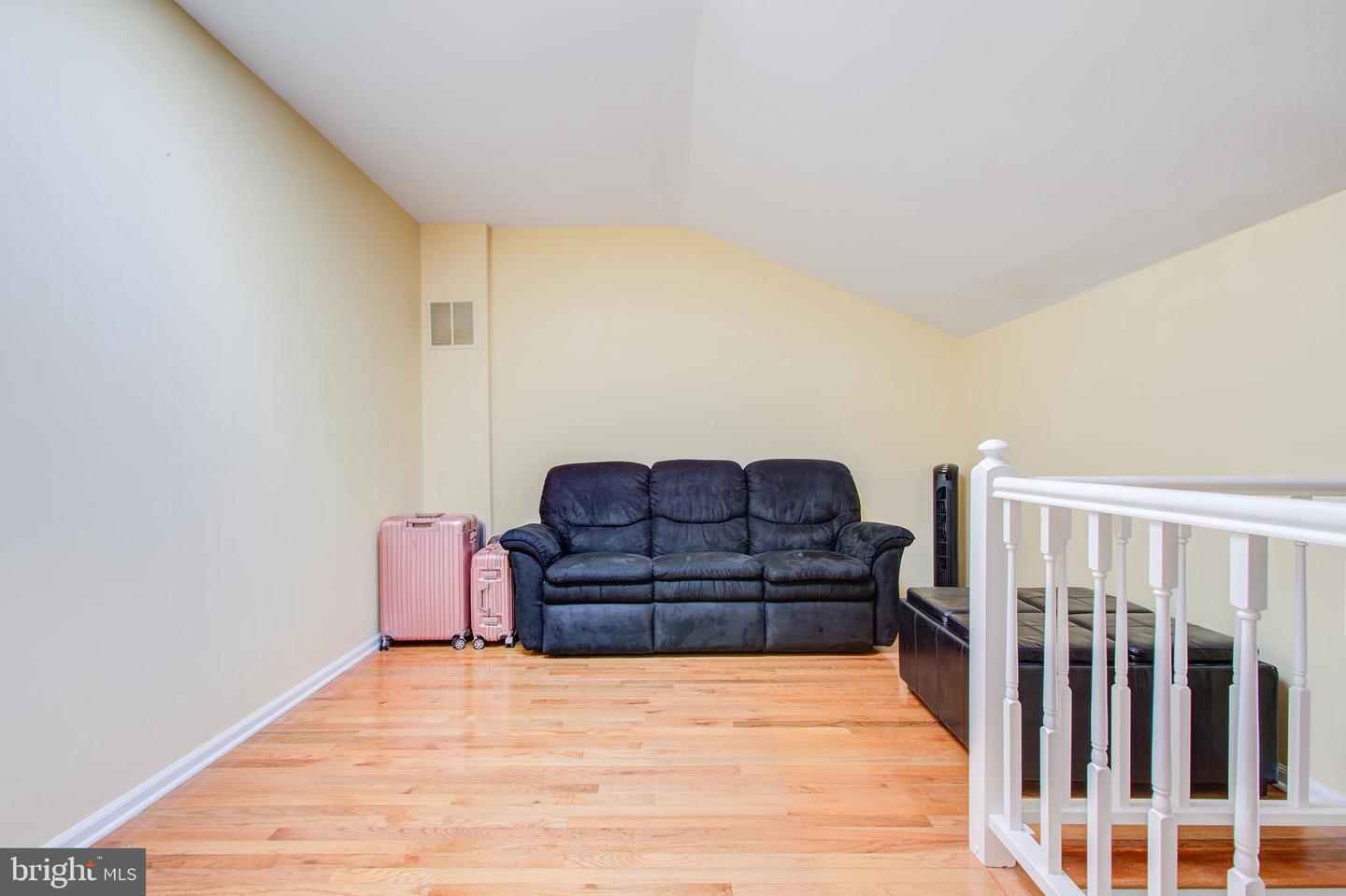 Photo 10 of 30 of 13056 SHADYSIDE LN #A condo