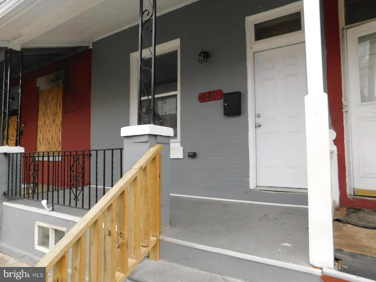 549 N Creighton Street