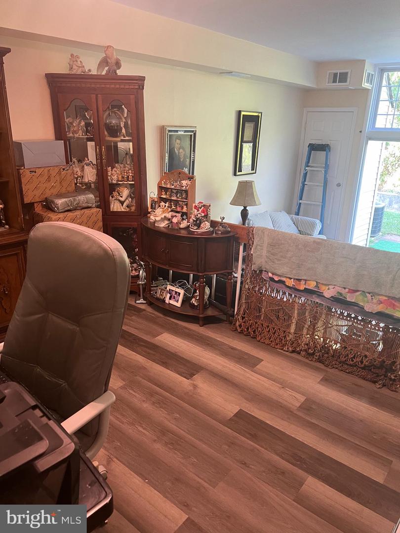 Photo 8 of 22 of 416 Centre Ave #416 townhome