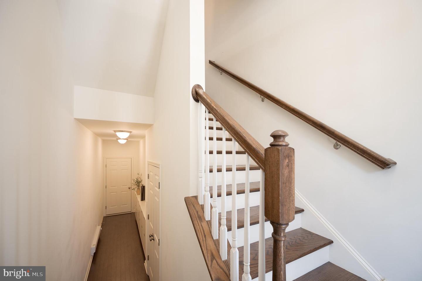 Photo 5 of 43 of 3721 Green St #Au51 townhome