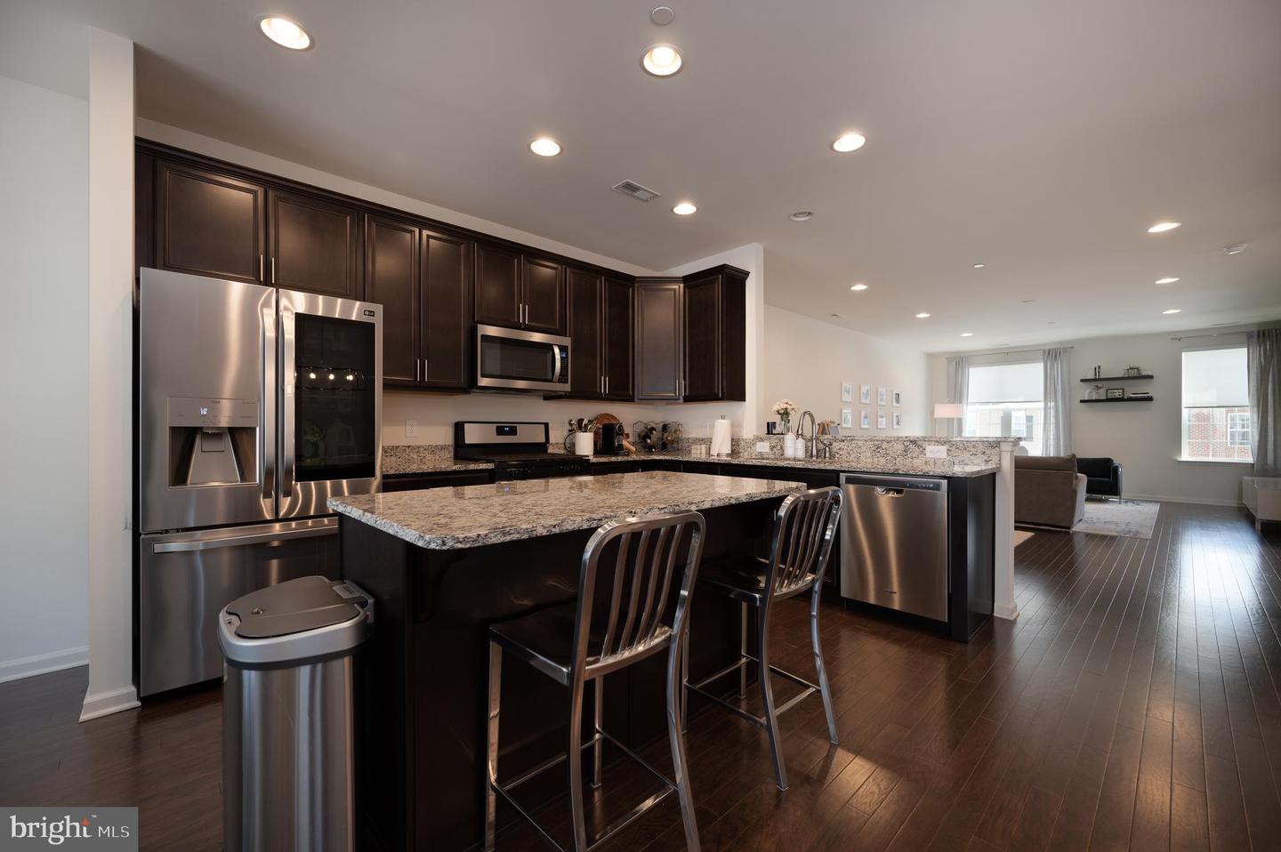 Photo 15 of 43 of 3721 Green St #Au51 townhome