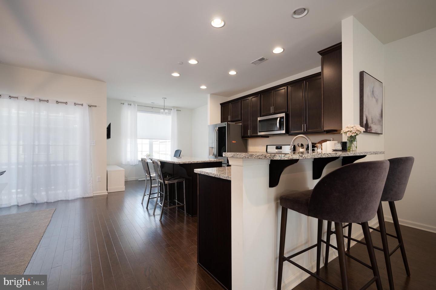 Photo 16 of 43 of 3721 Green St #Au51 townhome