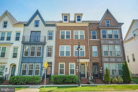 Townhouse in Gaithersburg MD 332 Hendrix AVENUE.jpg