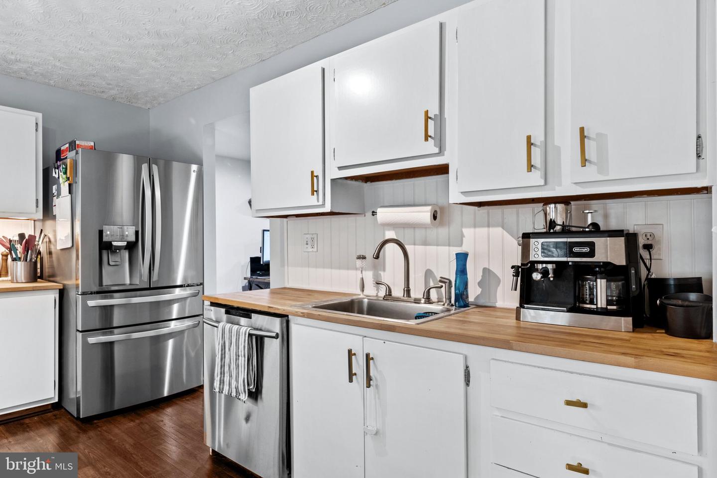 Photo 8 of 51 of 1126 Riverboat Ct townhome
