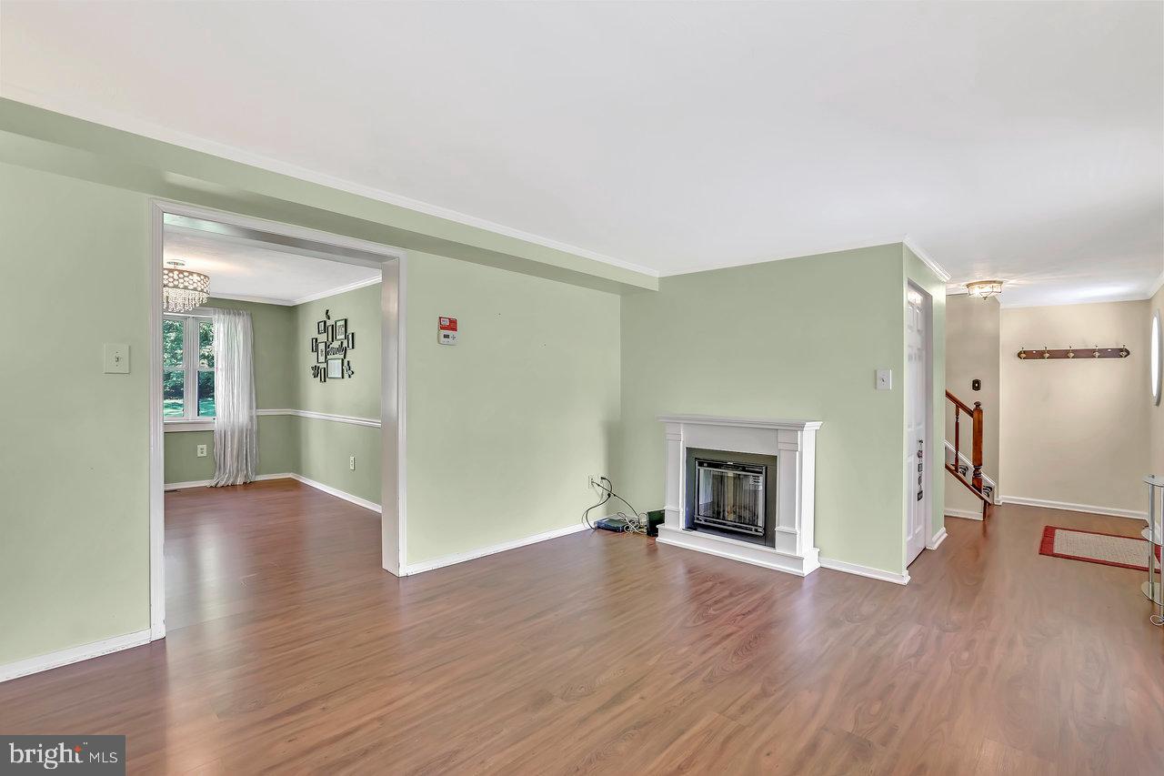 Photo 7 of 26 of 15 School Dr house