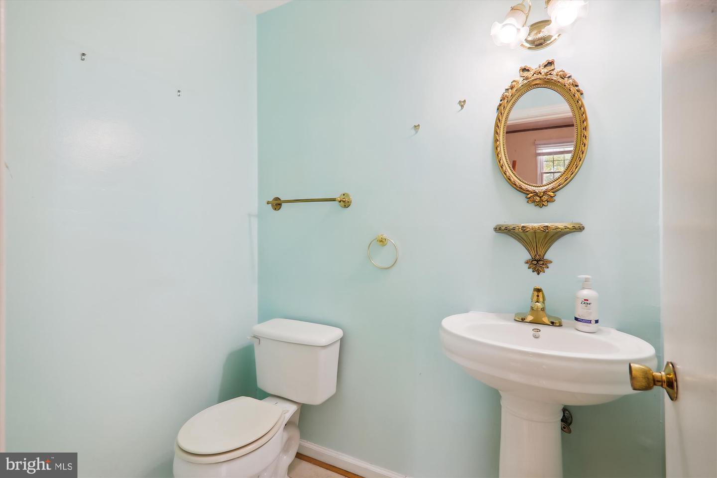 Photo 17 of 31 of 232 Castleton Pl townhome