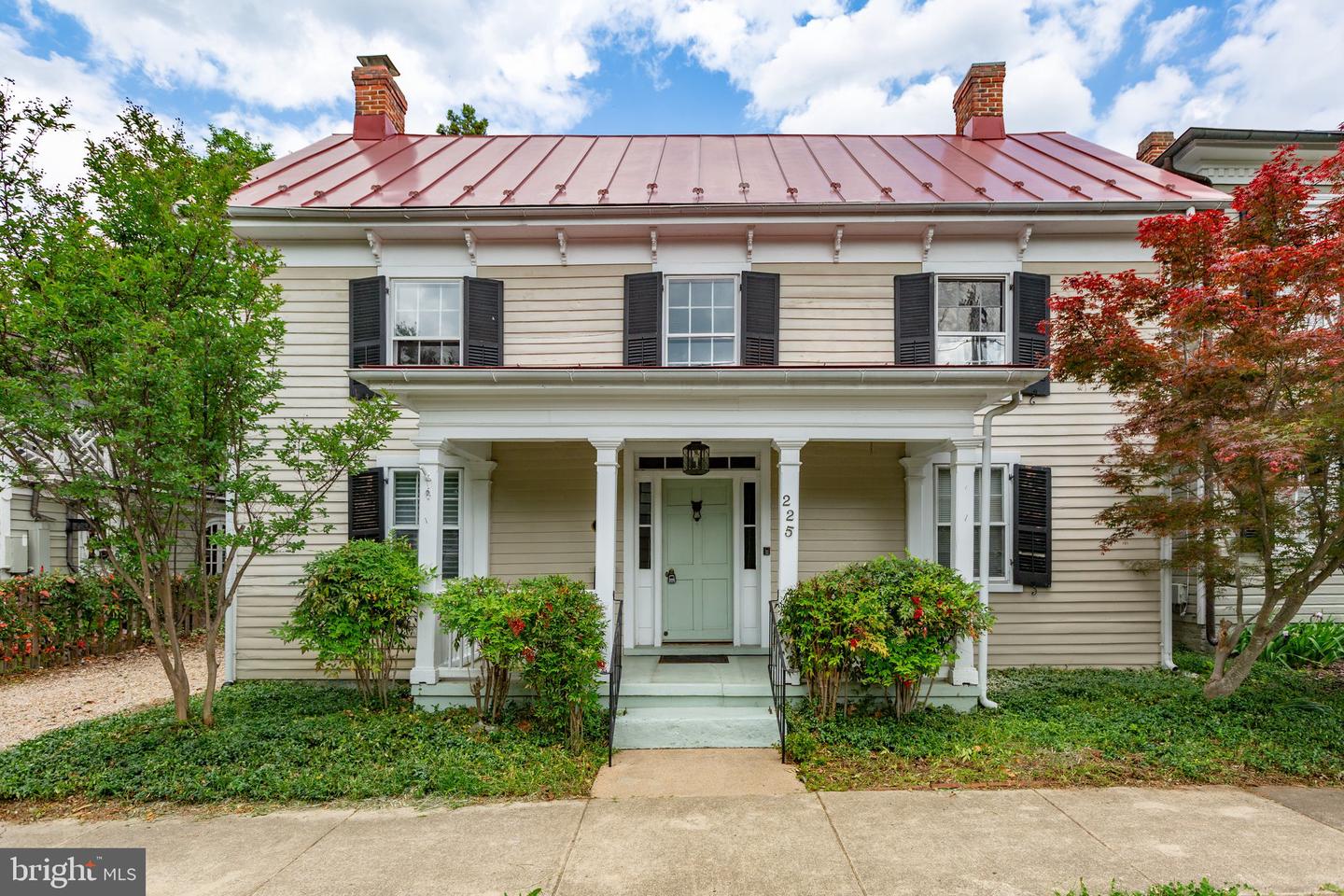225 Princess Anne St