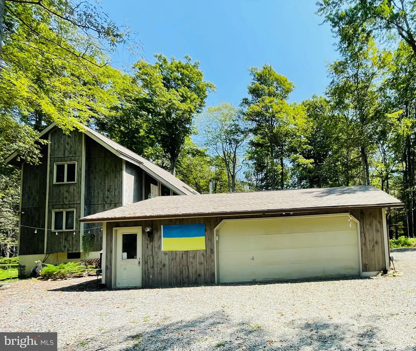 62 East Creekview Drive