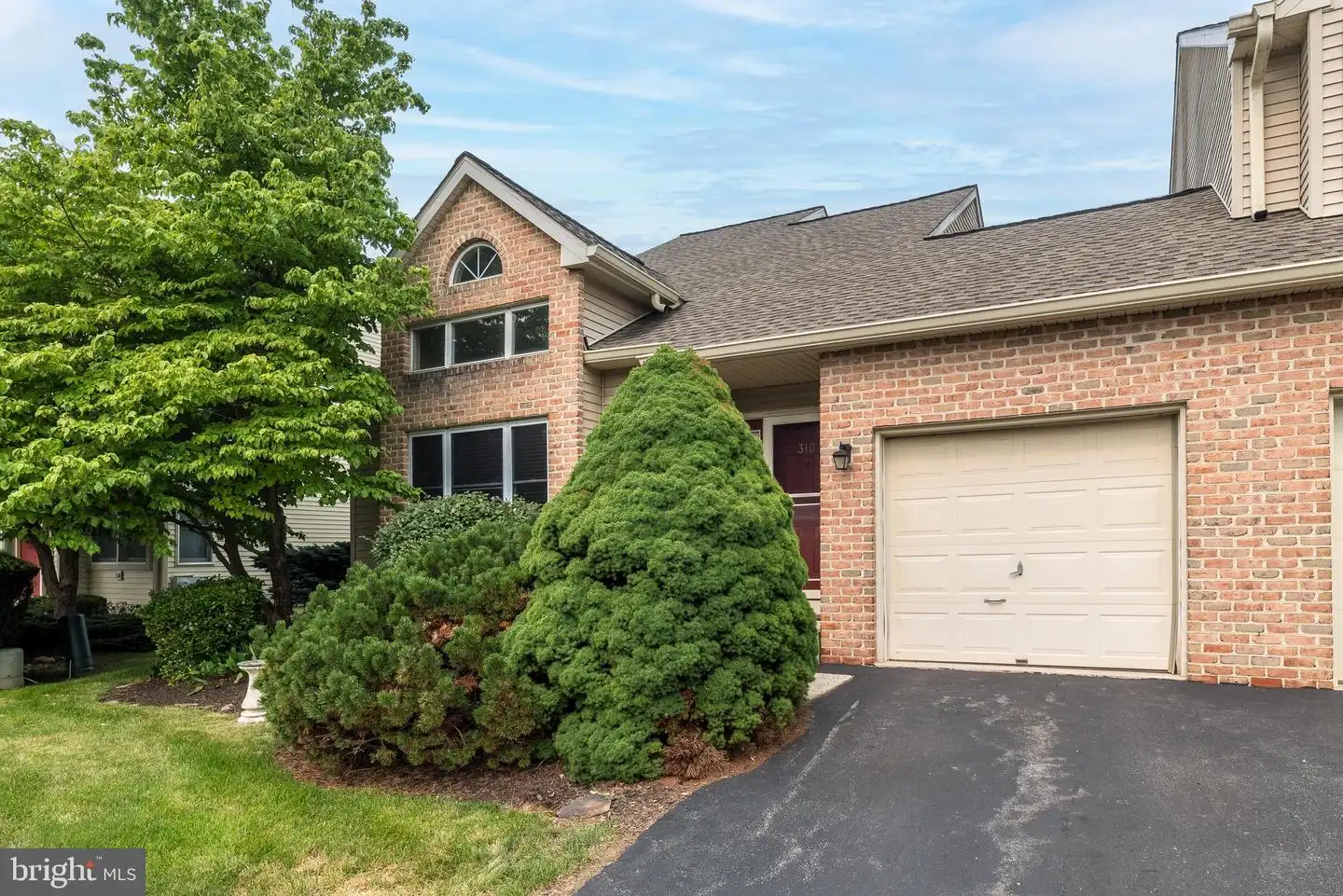 310 Oxford Place, Macungie, PA, 18062
