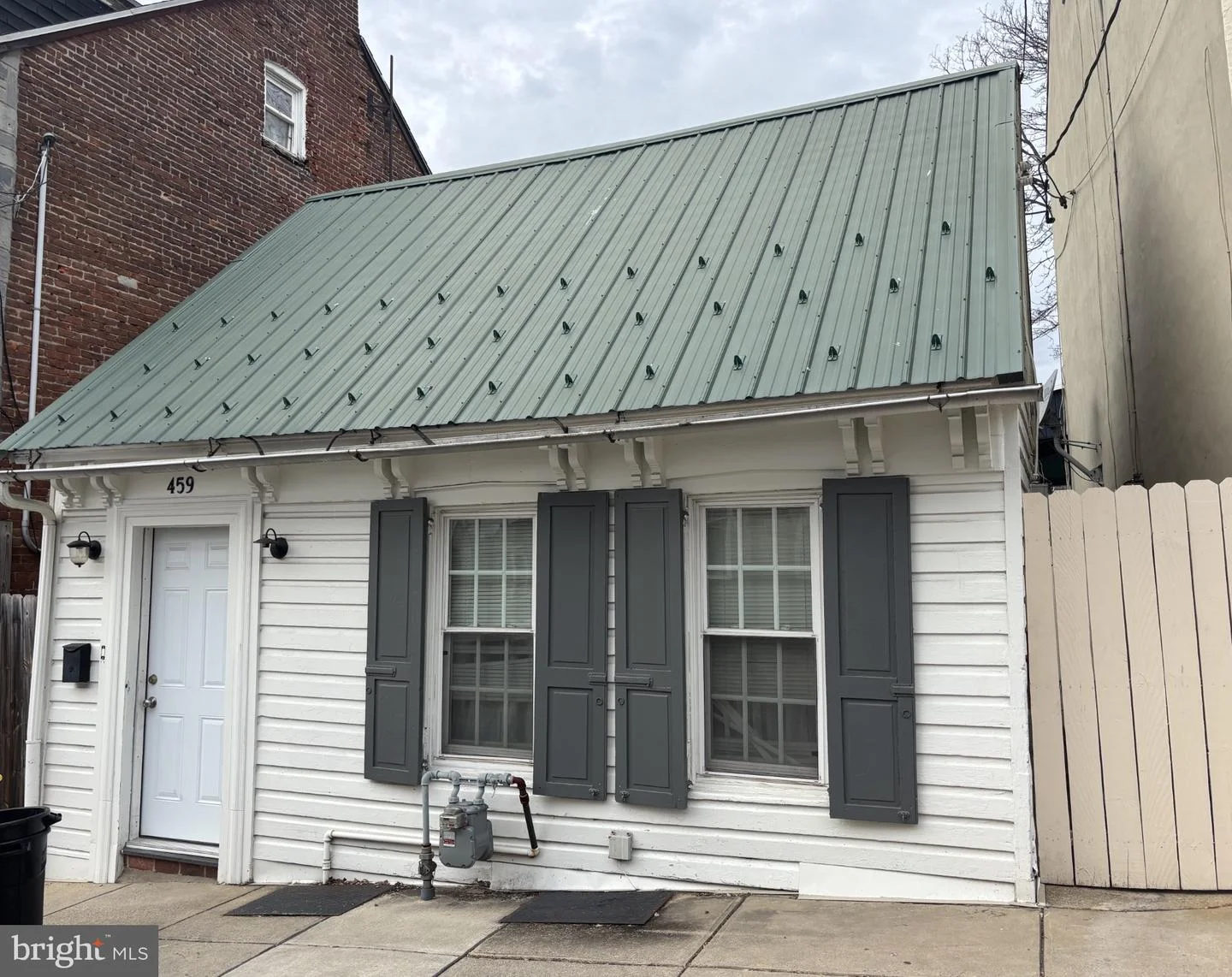 459 High Street